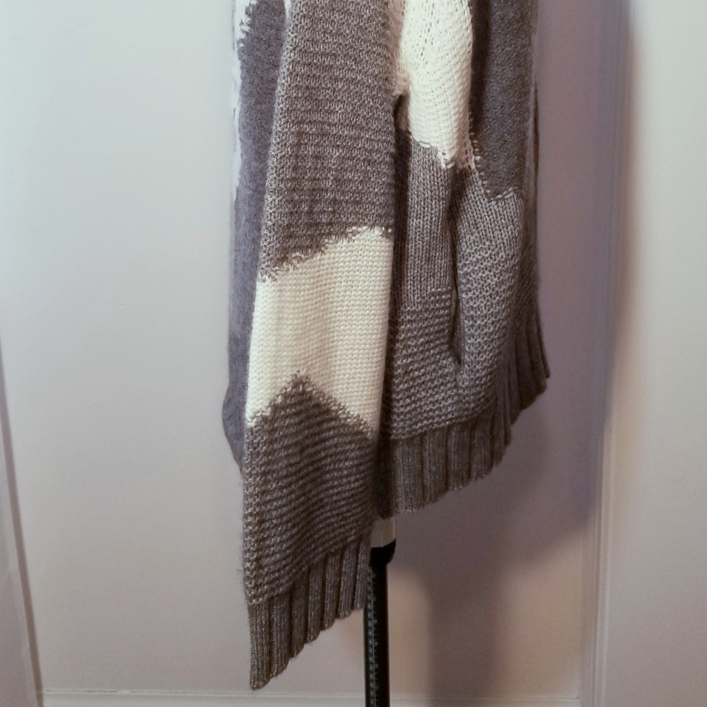 NWT Skull Cashmere Issa Shawl Cardigan Sweater M - Picture 6 of 8